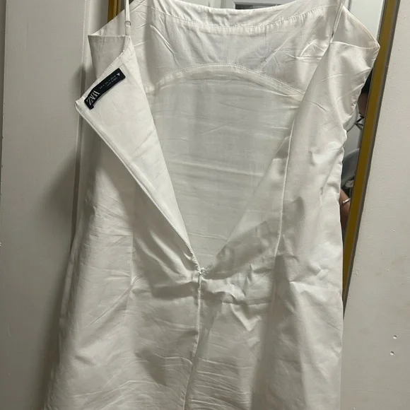 Zara White Dress - Picture 3 of 4